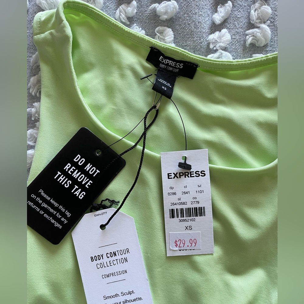 Express - Light Lime Green Bodycon Bodysuit NWT - Picture 4 of 4